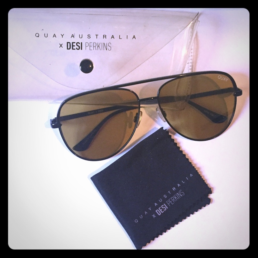 Quay x Desi  ‘Sahara’ Sunglasses 🕶